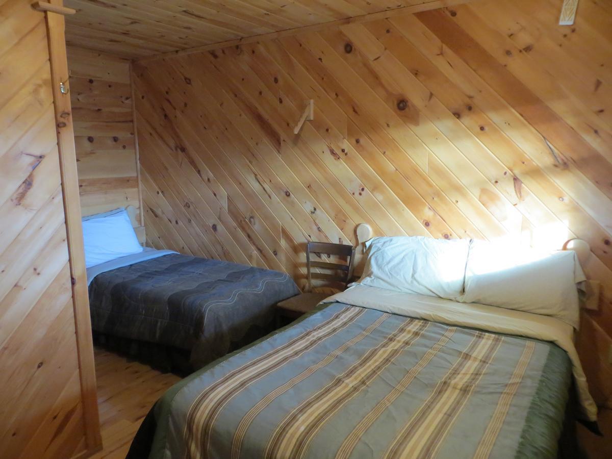 Nine Pine Cottage Мирамиши Номер фото